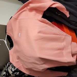 This is a Nike sweatshirt brand-new never worn